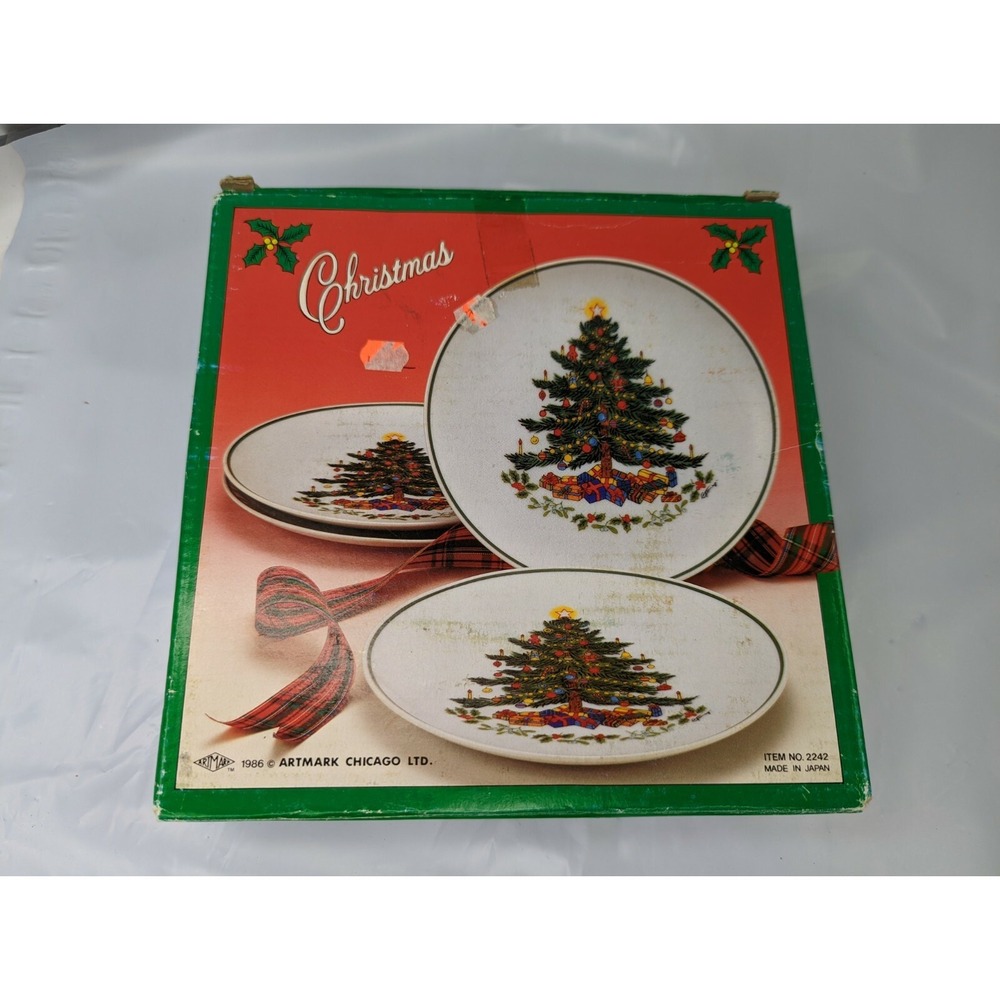 Christmas Tree Gifts Plate 7.5 Inch Lot of 4 Artmark 1986